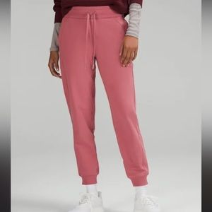 lululemon Scuba High-Rise French Terry Jogger Pants in dusty rose